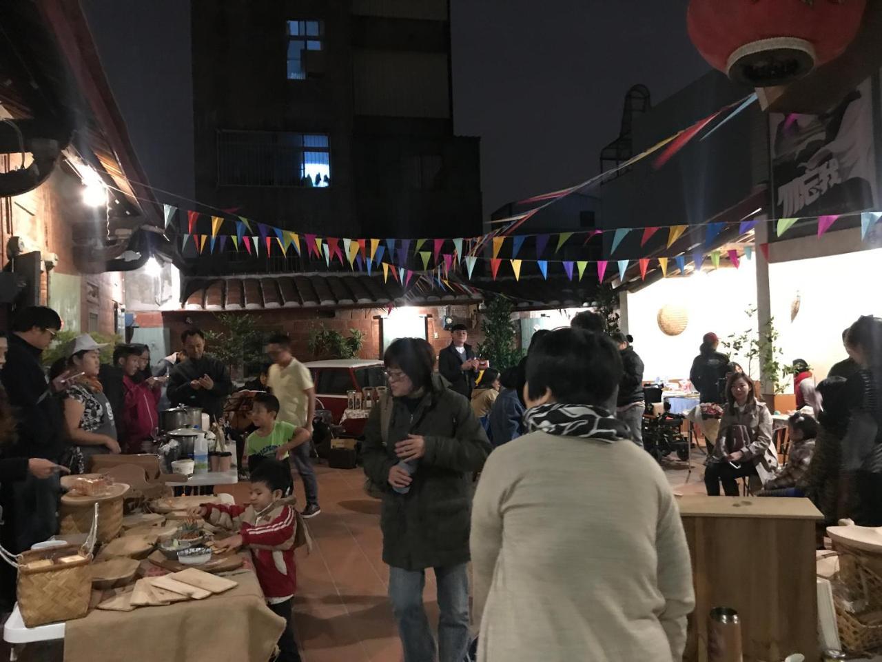 فندق 左營蓮潭郭家百年古厝 كاوشيونغ المظهر الخارجي الصورة